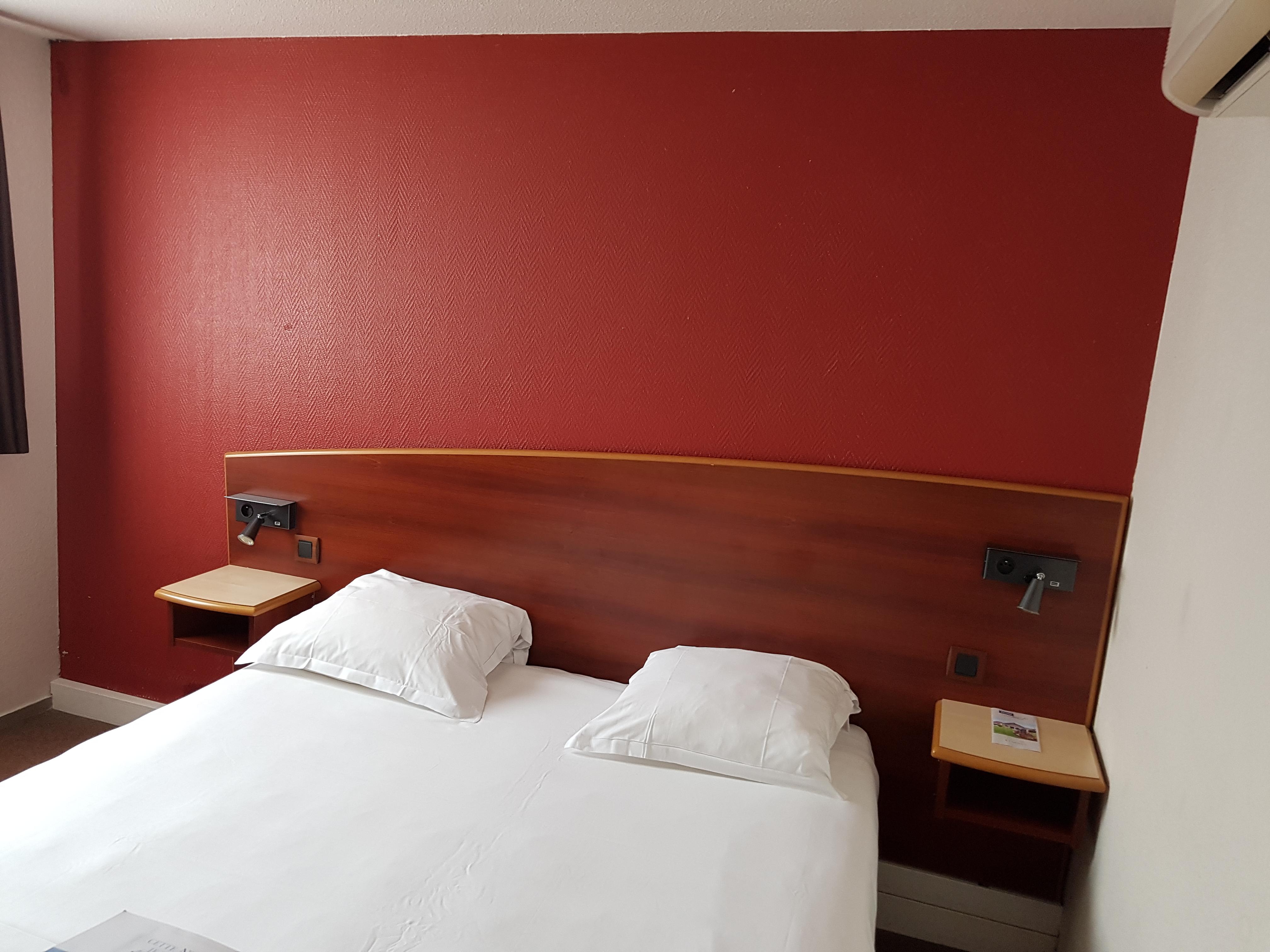 Comfort Hotel Etampes Luaran gambar