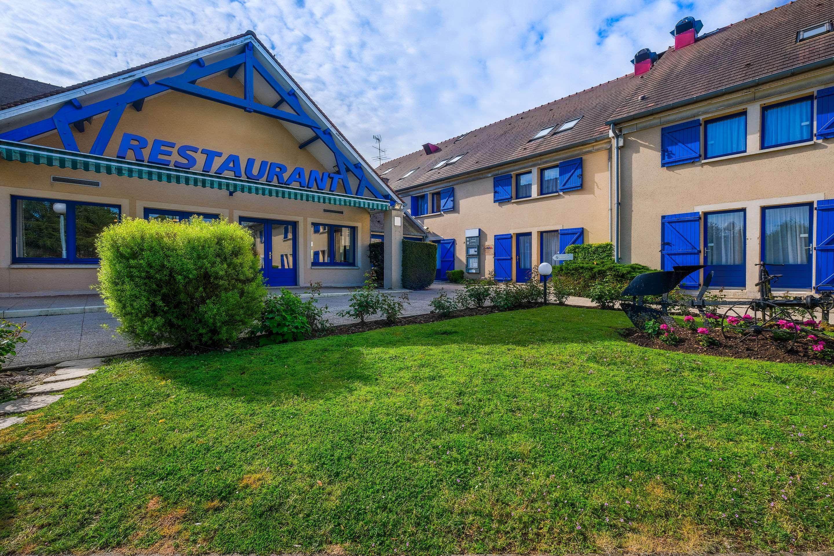 Comfort Hotel Etampes Luaran gambar