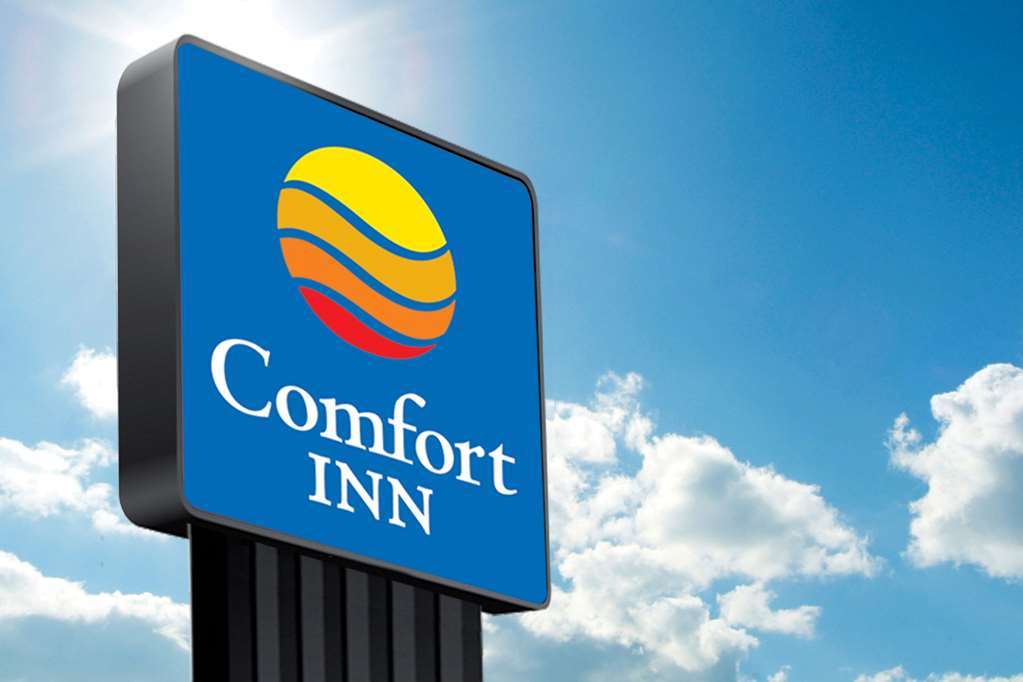 Comfort Hotel Etampes Luaran gambar